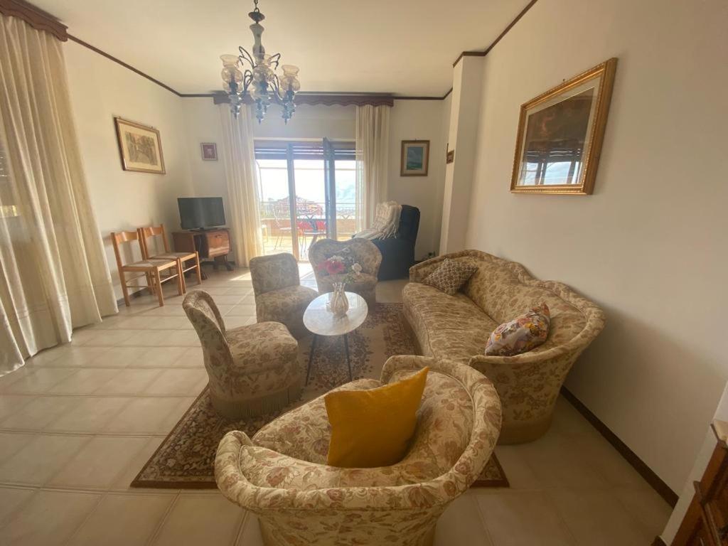 טאורמינה Terrazza Sull'Etna Holidays Apartment מראה חיצוני תמונה